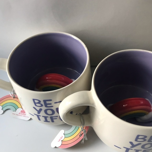 Two novelty mugs - Picture 5 of 7